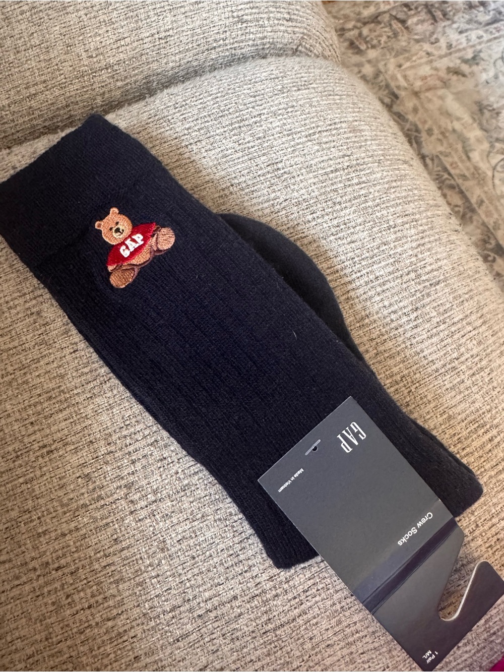 GAP Men's Navy Crew Socks with Embroidered Bear
